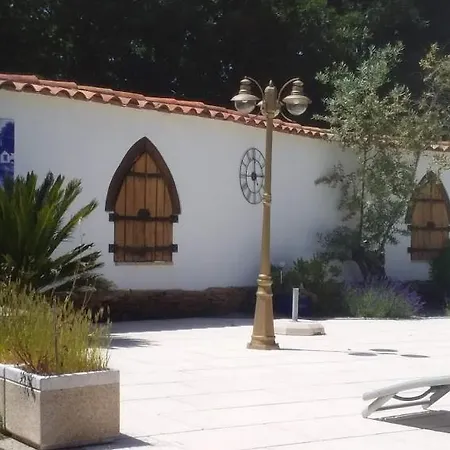 Agua Azul Poolside Rest A Luxurious Rural Woodland Idyll